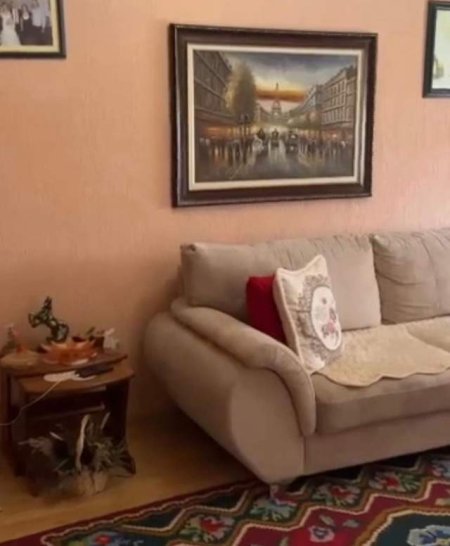 Tirane, jepet me qera apartament 2+1+A+BLK Kati 3, 60 m² 400 Euro