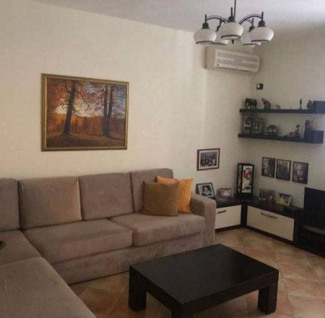Tirane, shitet 2+1+A+BLK Kati 4, 80 m² 117.000 Euro