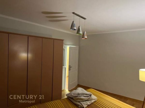 Tirane, jepet me qera apartament 3+1+A+BLK Kati 5, 93 m² 600 Euro (Pran Hotel Mondial)