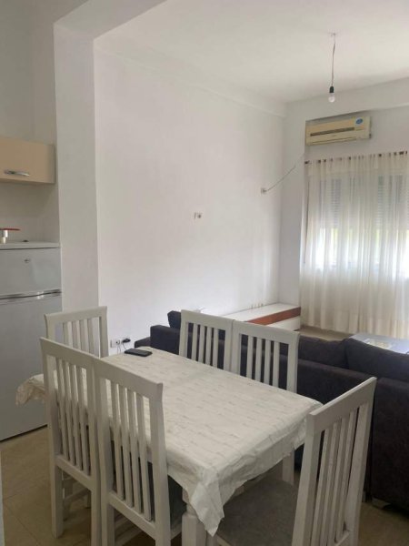Tirane, jepet me qera apartament 2+1+BLK Kati 1, 88 m² 35.000 Leke (selita e vjeter)