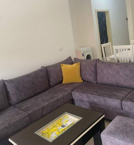 Tirane, jepet me qera apartament 2+1+BLK Kati 1, 88 m² 35.000 Leke (selita e vjeter)
