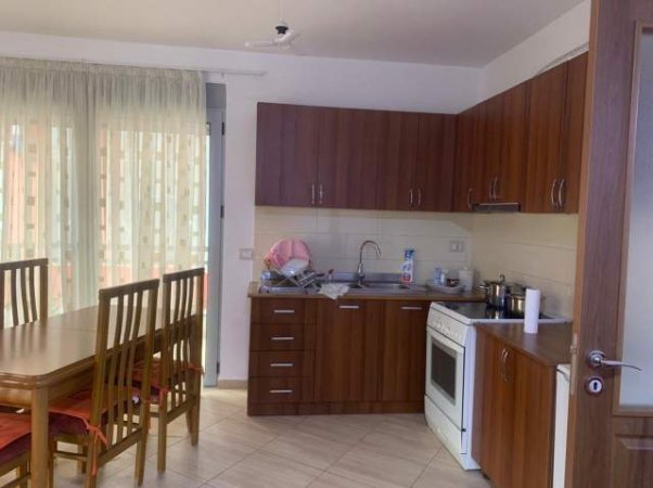 Tirane, jepet me qera apartament 2+1+BLK Kati 2, 98 m² 420 Euro (Hamdi sina).