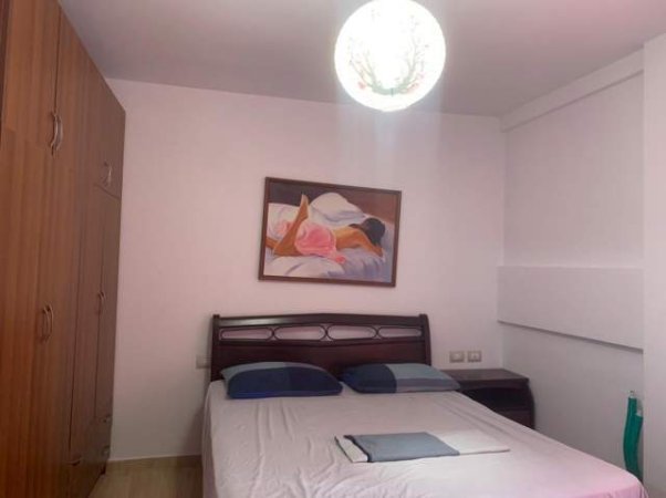 Tirane, jepet me qera apartament 2+1+BLK Kati 2, 98 m² 420 Euro (Hamdi sina).