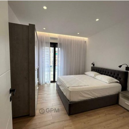 Tirane, jepet me qera apartament 2+1 Kati 4, 100 m² 1.500 Euro