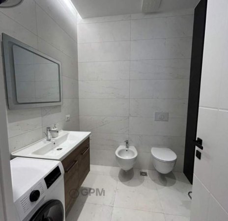 Tirane, jepet me qera apartament 2+1 Kati 4, 100 m² 1.500 Euro