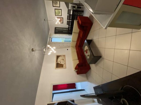 Tirane, jepet me qera apartament 2+1 Kati 8, 70 m² 500 Euro (Rruga Panorama)
