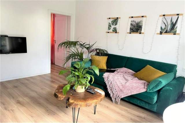 Tirane, jepet me qera apartament 1+1 Kati 3, 60 m² 400 Euro (Siri Kodra)