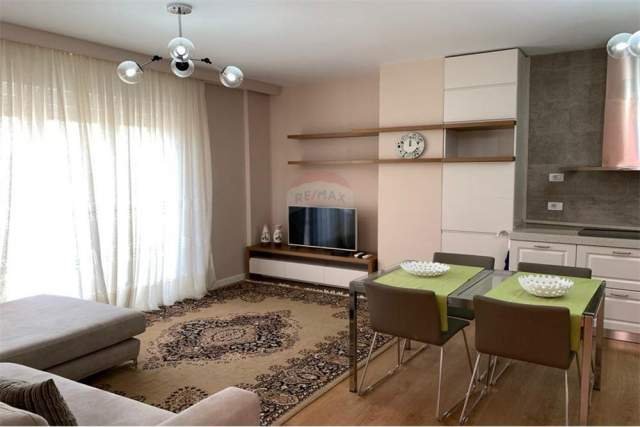 Tirane, jepet me qera apartament 2+1 Kati 6, 115 m² 450 Euro (Rruga Pjeter Budi - Qytet Studenti - Rruga e Elbas)