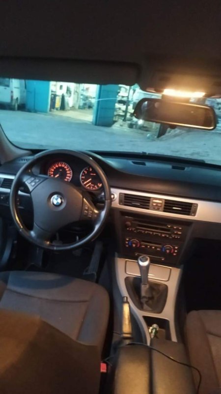 Tirane, shes makine BMW Bmv seria 3 Viti 2006, 4.300 Euro