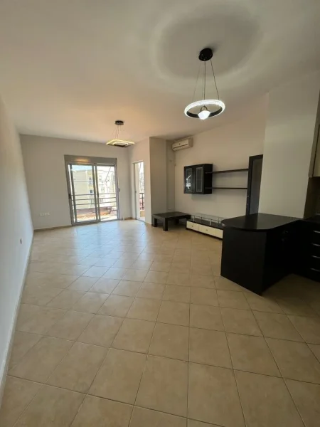 Tirane, shes apartament 2+1 Kati 3, 91 m² 165.000 € (Kodra e Diellit)