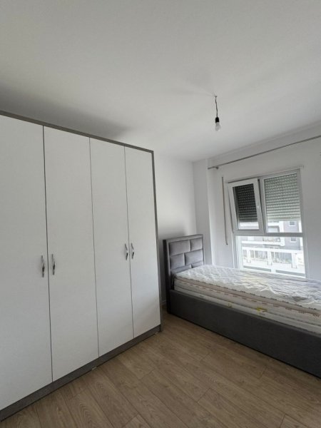 Tirane, jepet me qera apartament 2+1 Kati 2, 90 m² 500 € (Univers City, prane Qtu-se)