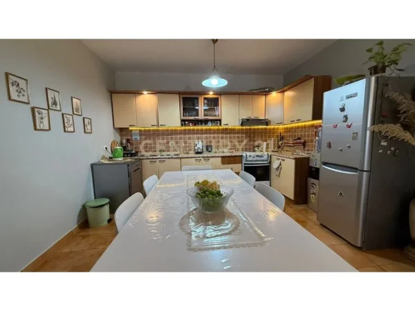 Tirane, shes apartament 2+1 Kati 6, 135 m² 260.000 € (Medar Shtylla)