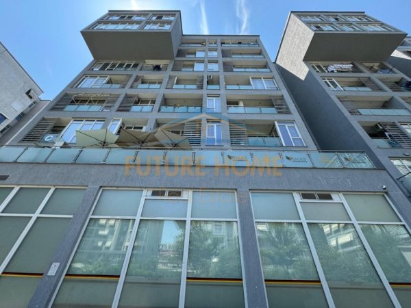 Tirane, jepet me qera zyre Kati 6, 65 m² 500 € 