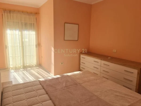 Tirane, jepet me qera apartament 2+1 Kati 4, 120 m² 600 € (Rrethrrotullimi Astirit)