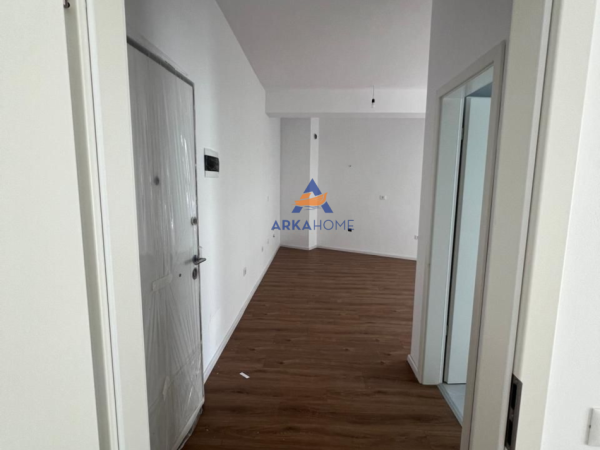 Tirane, shitet apartament 1+1+Ballkon Kati 5, 60 m² 96.000 € (ALI DEMI)