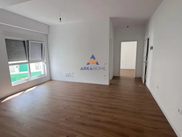 Tirane, shitet apartament 1+1+Ballkon Kati 5, 60 m² 96.000 € (ALI DEMI)