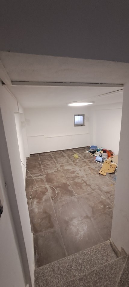 Durres, shitet ambjent biznesi Kati 0, 130 m² 200.000 € (Ujesjellesi)