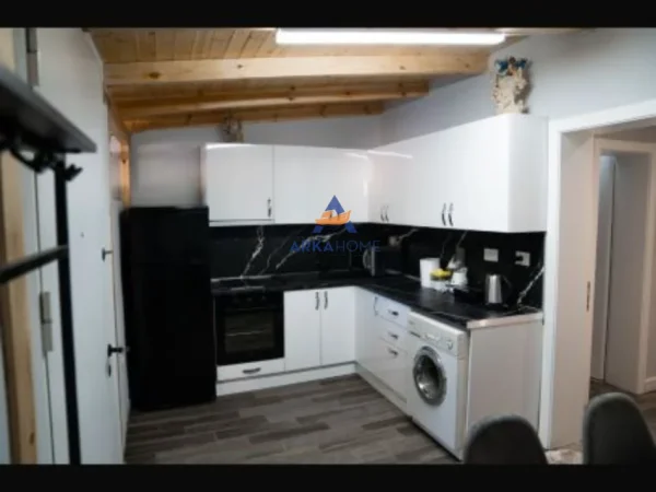 Tirane, jepet me qera apartament 2+1+Ballkon Kati 0, 600 m² 600 € (NDRICIM NATYRAL GJATE DITES •RRUGA E KAVAJES PRANE SQUARE 21)