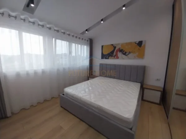 0683487469 Tirane, shitet apartament 1+1 Kati 7, 53 m² 93.000 € (Don Bosko)