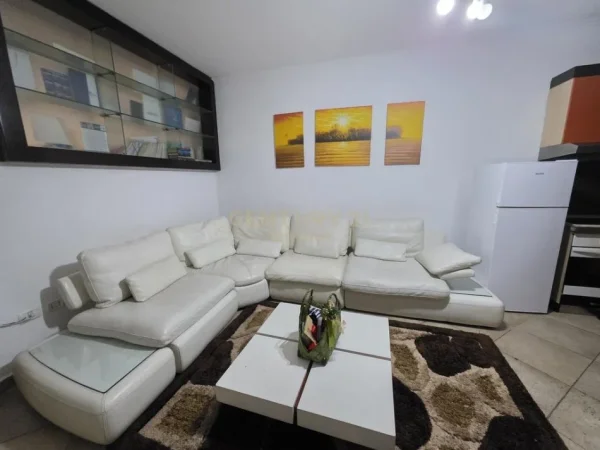 Tirane, shitet apartament 2+1 Kati 7, 87 m² 185.000 € 