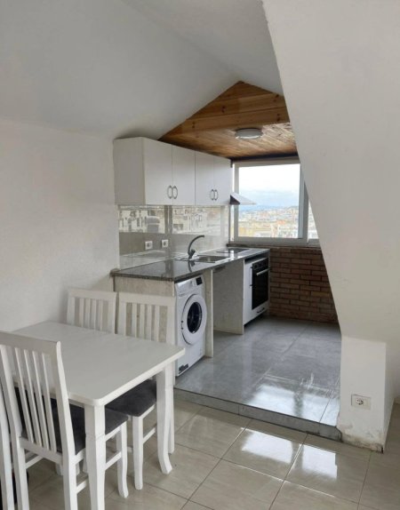 Tirane, shitet apartament 1+1 Kati 4, 65 m² 60.000 € (Fresk, prane pastiçeri &quot;Melisa&quot;)