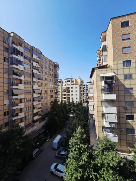 Tirane, shitet apartament 3+1+Ballkon Kati 4, 132 m² 