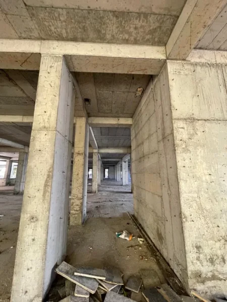 Durres, jepet me qera ambjent biznesi Kati 1, 452 m² 1.700 €