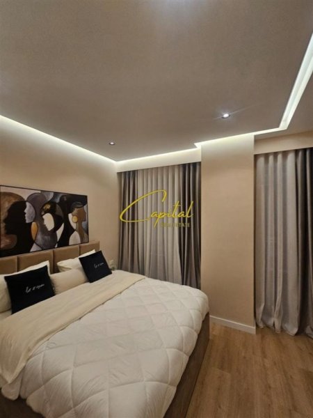Tirane, shitet apartament 2+1 Kati 3, 106 m² 265.000 € (PAZARI I RI)