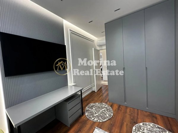 Tirane, jepet me qera apartament 2+1 Kati 4, 115 m² 1.000 € (Farmacia 10-Kompleksi Arlis)