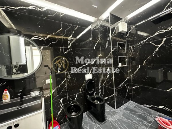 Tirane, jepet me qera apartament 2+1 Kati 4, 115 m² 1.000 € (Farmacia 10-Kompleksi Arlis)