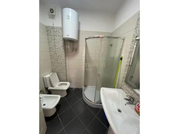 Tirane, shitet apartament 1+1 Kati 3, 71 m² 95.000 € 