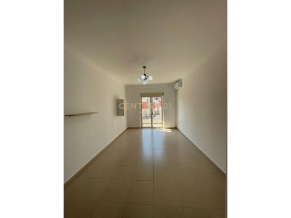 Tirane, shitet apartament 1+1 Kati 3, 71 m² 95.000 € 