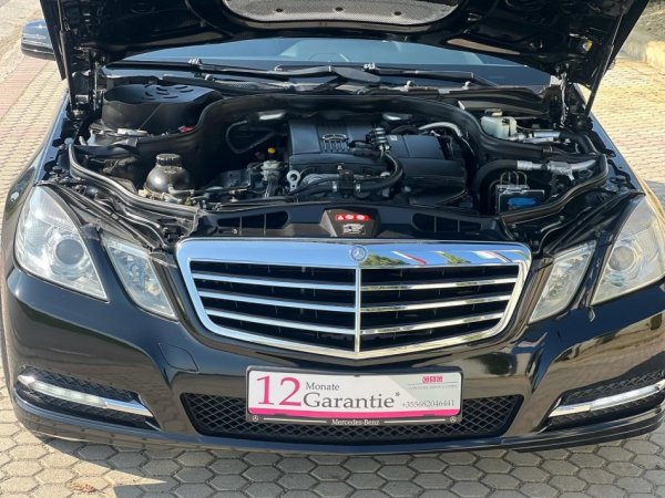 E 212 - 200 BENZINE + GAZ 👉 2011 👈 Kambio AUTOMATIKE 9.400€