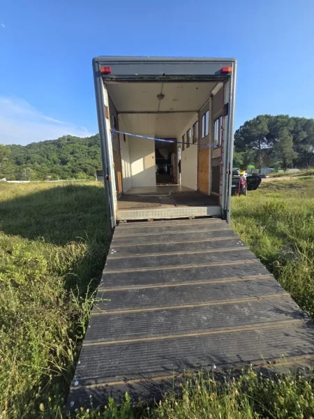 Tirane, shes Camper Daf interculer Nafte, manuale Klima 300.000 km 19.999 €