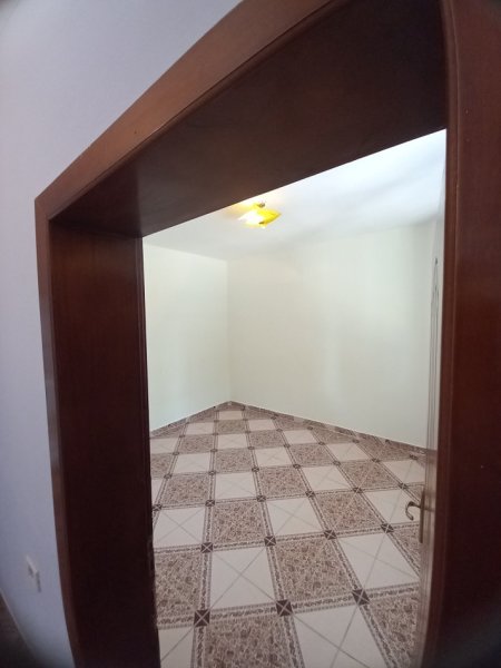 Jepet me qera shtepi 1 Katshe Kati 1, 71 m² 250 €, Kombinat (pas njësisë bashkiake nr 6)