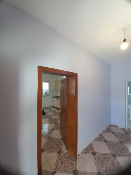 Jepet me qera shtepi 1 Katshe Kati 1, 71 m² 250 €, Kombinat (pas njësisë bashkiake nr 6)