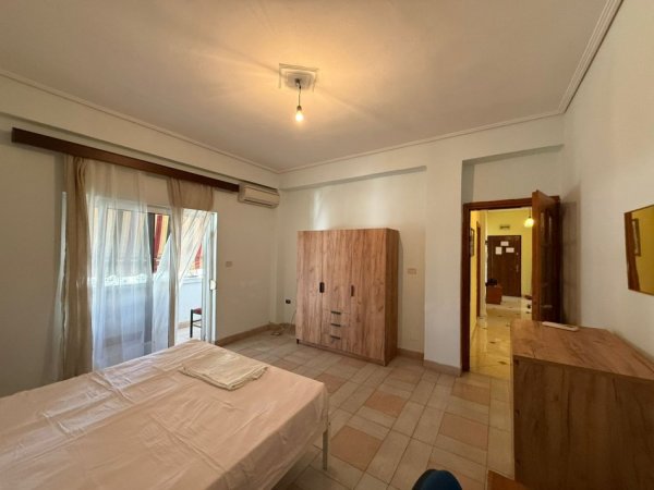 Tirane, jepet me qera apartament NE NJE SUPER ZONE 2+1+Aneks+Ballkon Kati 5, 120 m² 500 € (Prokuroria Mine Peza)