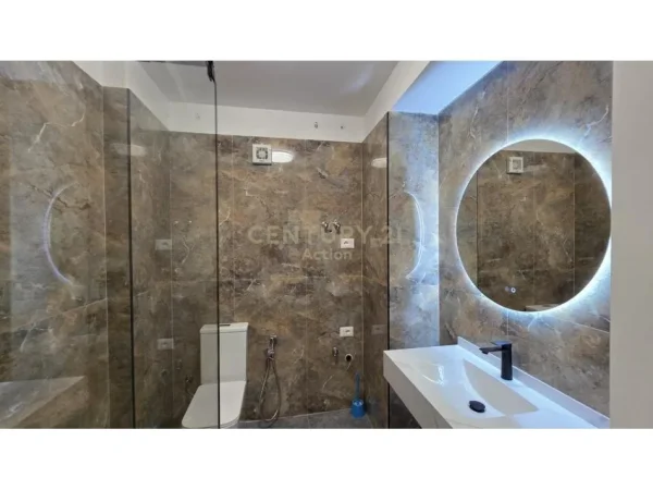 Tirane, shes apartament 2+1 Kati 3, 77 m² 192.000 € 