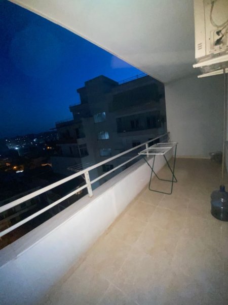 Tirane, jepet me qera apartament 2+1+Ballkon Kati 2, 100 m² 450 € (Rruga Teodor keko)