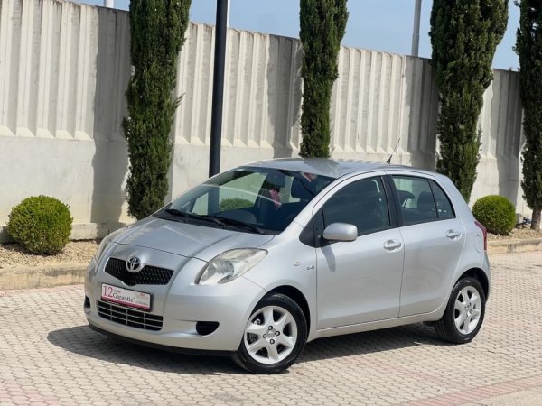 TOYOTA YARIS 1.4 NAFTE 👉 2008 👈kambio MANUALE 3.900 €