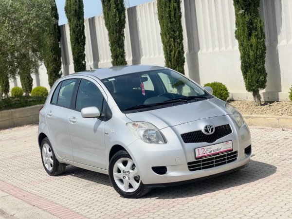 TOYOTA YARIS 1.4 NAFTE 👉 2008 👈kambio MANUALE 3.900 €