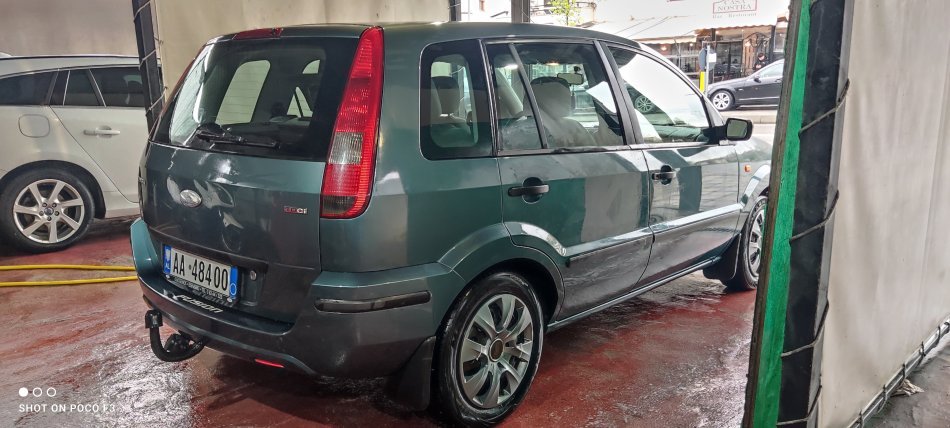 Tirane, shes makine Ford Fusion Nafte, jeshile automatik Kondicioner 220.000 km 3.200 €