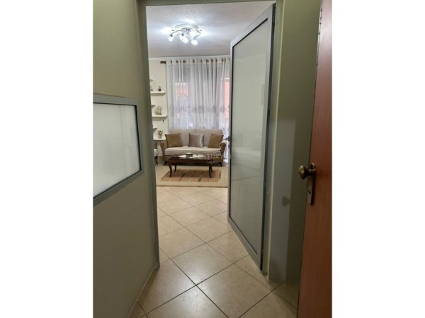 Tirane, jepet me qera 2+1 Kati 4, 87 m² 650 € (Jordan Misja)