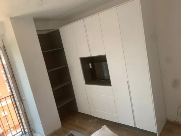Tirane, jepet me qera apartament 1+1 Kati 8, 68 m² 550 € (Astir , Kompleksi Jolla)