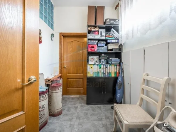 Bulevardi Epidamn, shitet Vile 5+3 Kati 0, 650 m² 800.000 € (Durres)