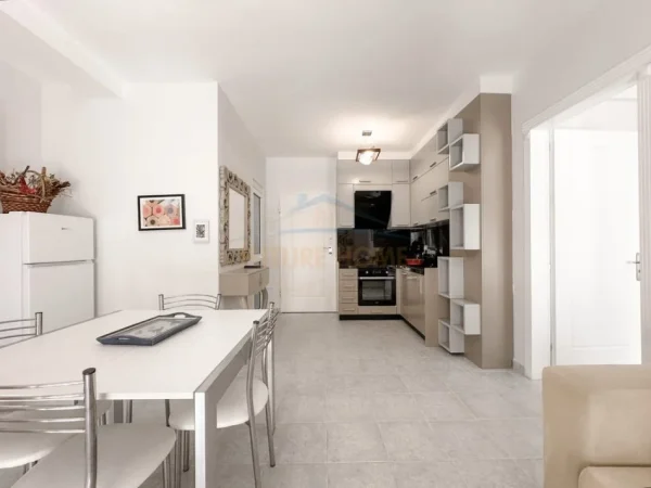 Plazh Iliria, shitet apartament 1+1+Ballkon Kati 2, 53 m² 148.000 € (Durres)