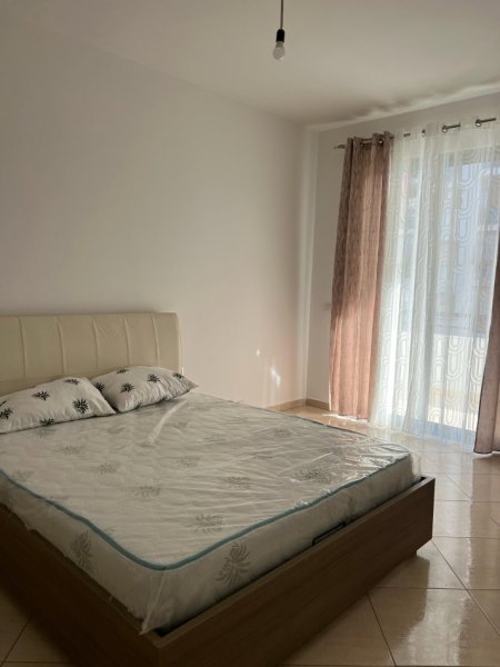 Tirane, jepet me qera apartament 2+1+Ballkon Kati 2, 100 m² 500 € (Astir, Prane Bar Santana)