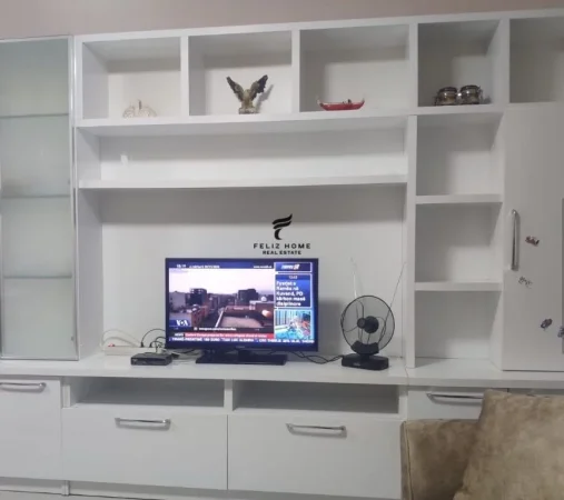 Tirane, jepet me qera apartament 2+1 Kati 3, 75 m² 490 € (ALI DEMI)