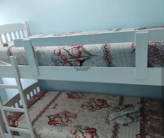 Tirane, jepet me qera apartament 2+1 Kati 3, 75 m² 490 € (ALI DEMI)