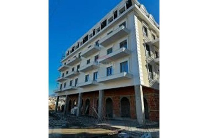 Tirane, shitet apartament 2+1 Kati 2, 115 m² 178.900 € (Sauk i Vjeter)